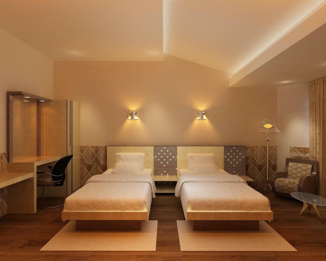 Palm Village Resort Calcutta Extérieur photo